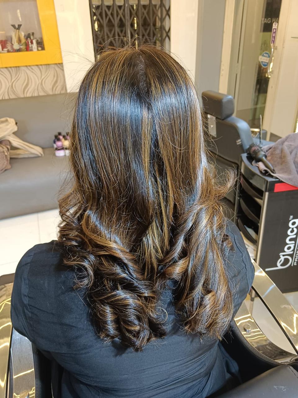 Hair Treatment / Colour